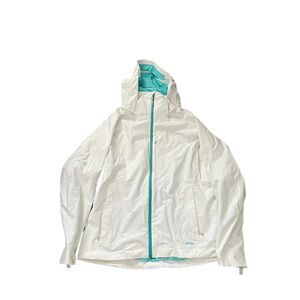 Patagonia Women's White and Cream T-shirt